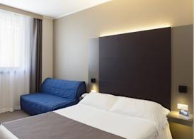 City Hotel & Suites Foligno 5