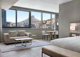 AC Hotel by Marriott Cape Town Waterfront 3
