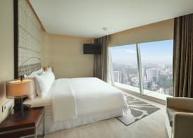 Crowne Plaza Dhaka Gulshan by IHG 5