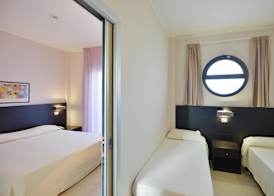 Hotel Mareluna 4