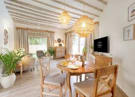 Zanzi Resort Private Paradise 2