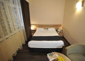 Diplomat Hotel Baku 4
