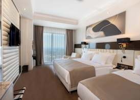 Serenity Queen Hotel 3