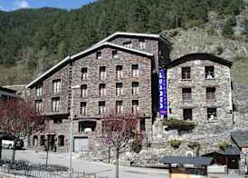 Hotel Montané 4