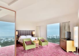 Courtyard by Marriott Hyderabad 4