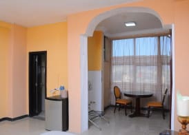 Holly Wood Hotel 3