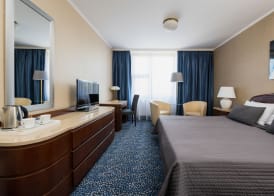 Booking Hotel & Spa 4