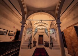 Four Mansions Hotel 3