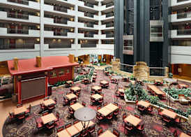 Embassy Suites by Hilton Hampton Convention Center 3