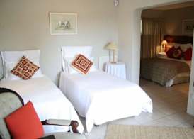Aanhuizen Guest House 2