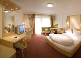 Superior Hotel Persal 5
