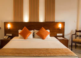 Camelot Beach Hotel 4
