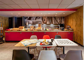 ibis Cahors 2