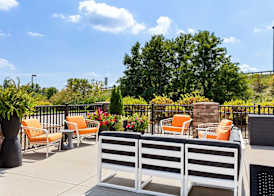 Hampton Inn & Suites Canton 3