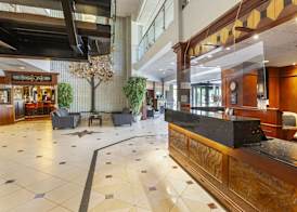 Best Western Plus Cobourg Inn & Convention Centre 5