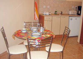Persey Flora Apartments 5