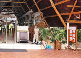 Travellers Beach Hotel & Club 2