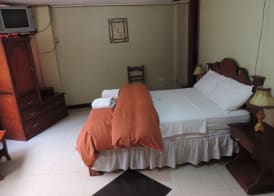 Puerta del Sol Hotel 3