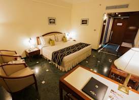 Hotel Clarks Shiraz 5