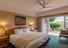 Cathedral Peak Hotel 4