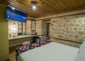 Char Me Hotel 4