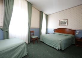 Hotel Adriatic 4