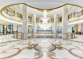Sheraton Grand Danang Beach Resort & Spa 4