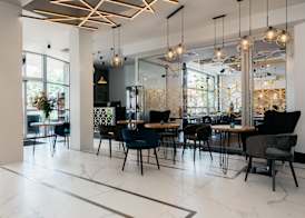 Hotel Apis 3