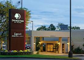 DoubleTree by Hilton Boston - Milford 4