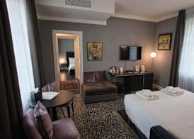 Capriccio Art Hotel 5