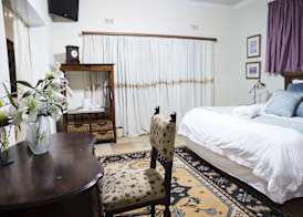 Blue Mango Lodge 5