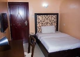 De' Bliss Hotel and Suites 4