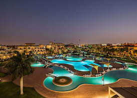 Mövenpick Hotel Cairo - Media City 3