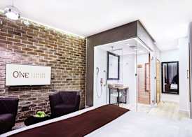 One Luxury Suites 5