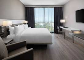 AC Hotel by Marriott Kingston, Jamaica 5