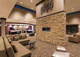 DoubleTree by Hilton Schenectady Downtown 4