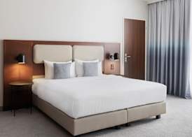 Courtyard by Marriott Basel 5