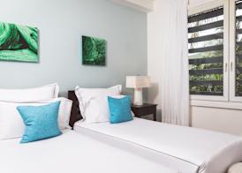 Carlisle Bay 3