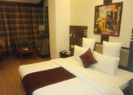 Residency Club 2