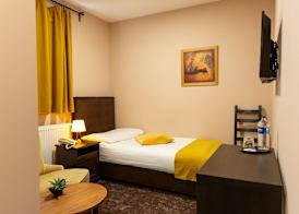 Hotel Max Inn 4
