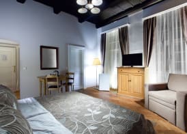 Hotel Pod Věží 4