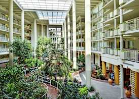 Embassy Suites by Hilton Parsippany 2