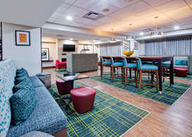 Hampton Inn Clarion 4