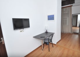 Hotel Corner 5