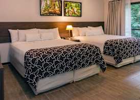 Yvy Hotel de Selva 5