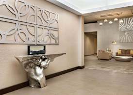 Radisson Hotel Akron/Fairlawn 2