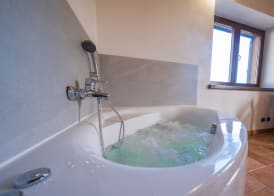 Agriturismo Borgo Biaia 4
