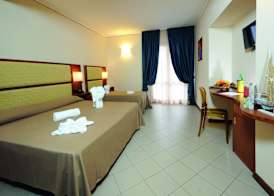 Tropis Hotel 5