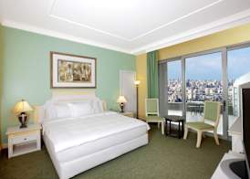Al Habtoor Grand 5