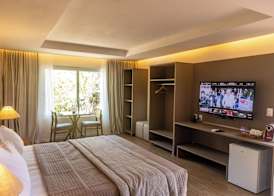 Dolphin Hotel 2